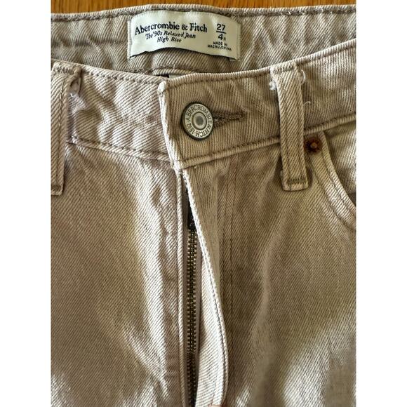 Abercrombie & Fitch High Rise Oatmeal Jeans - Size 27 - Picture 5 of 8